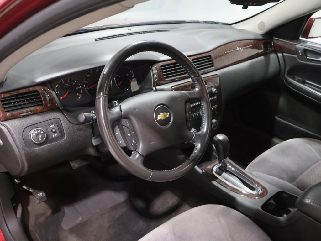 Used 2013 Chevrolet Impala LT w/ LT Sunroof Package FWD image 16