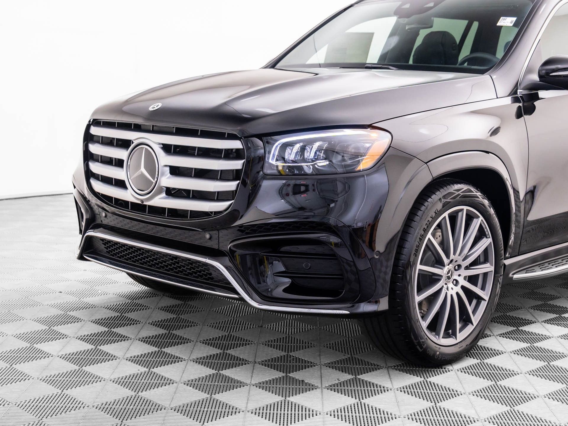 New 2026 Mercedes-Benz GLS 580 4MATIC image 38