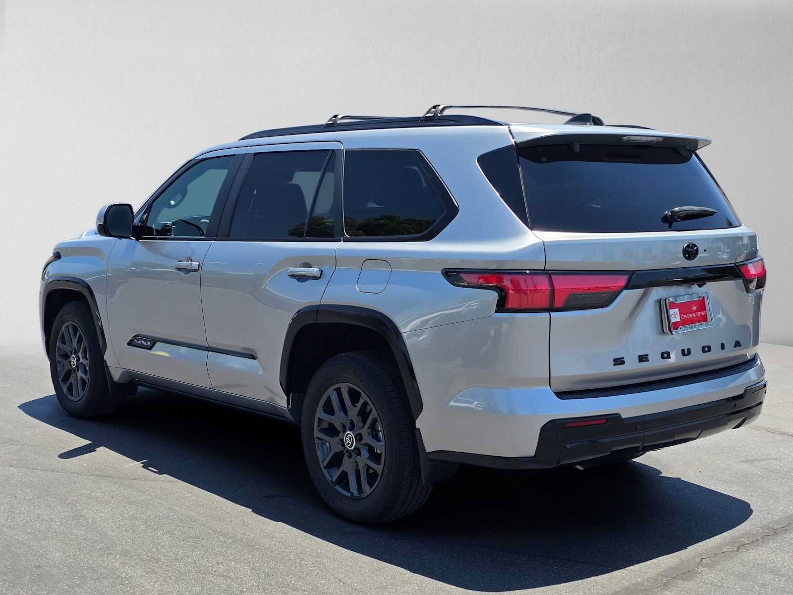 Certified 2024 Toyota Sequoia Platinum AWD/4WD image 5