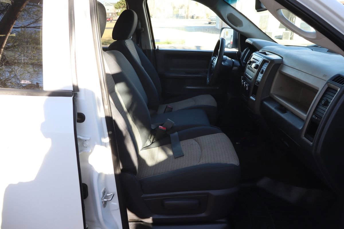 Used 2012 RAM 3500 ST w/ Chrome Appearance Group AWD/4WD image 22