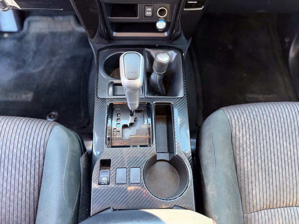 Used 2018 Toyota 4Runner TRD Off-Road AWD/4WD image 32