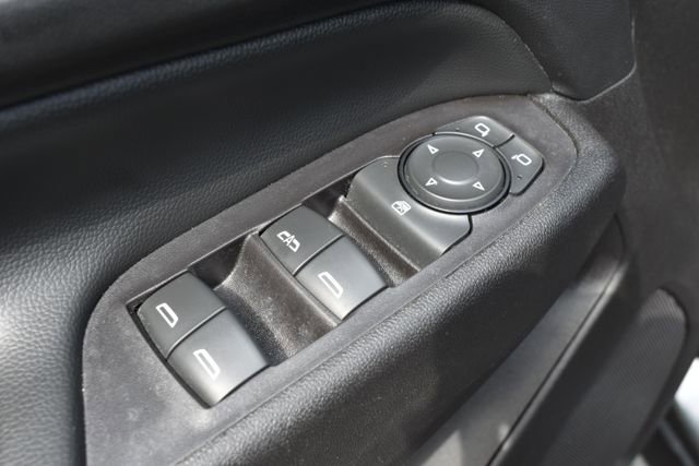 Used 2020 Chevrolet Equinox LT AWD/4WD image 19