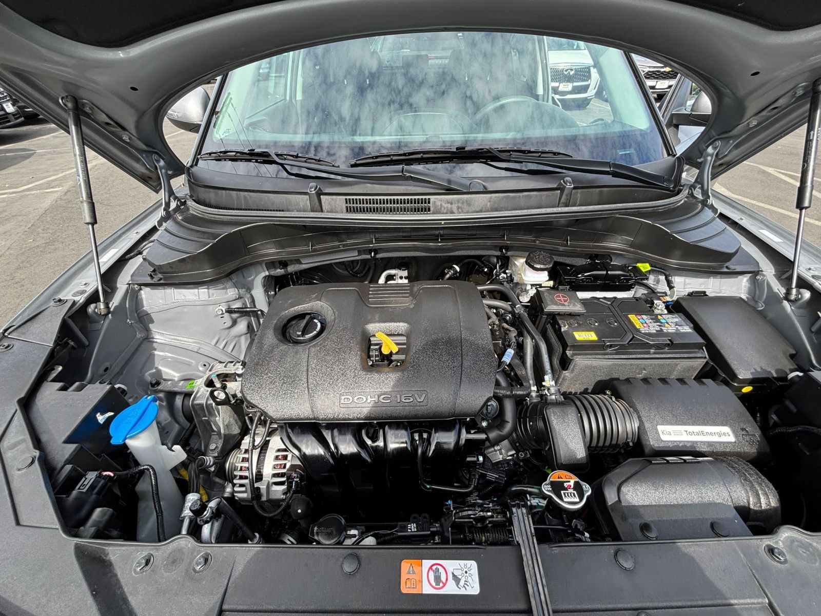 Used 2025 Kia Soul LX w/ LX Technology Package FWD image 25