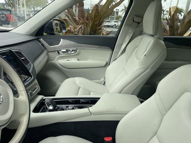 Used 2023 Volvo XC90 B6 Core w/ Climate Package image 2
