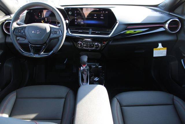 New 2026 Chevrolet Trax RS w/ Driver Confidence Package FWD image 18