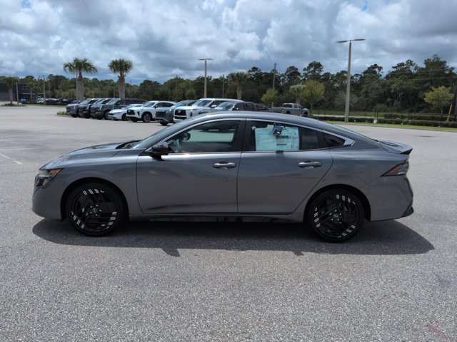 Certified 2027 Nissan Sentra SR w/ SR All Weather Package FWD image 7