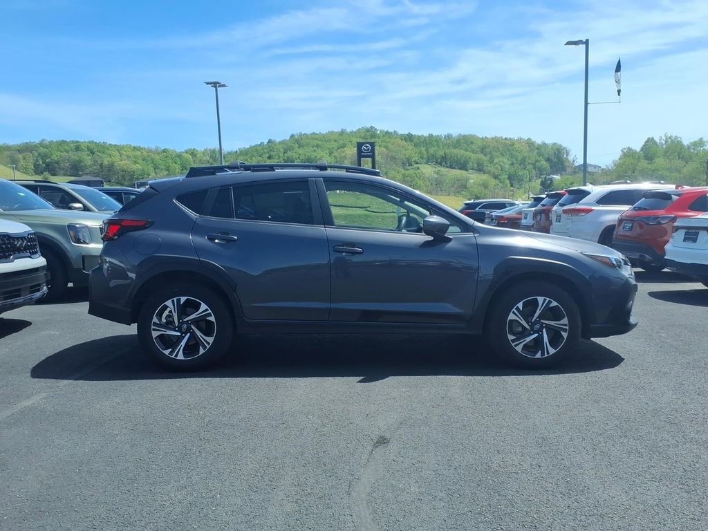 Used 2024 Subaru Crosstrek 2.0i Premium AWD/4WD image 7