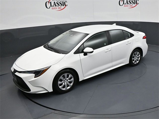 Used 2024 Toyota Corolla LE image 17