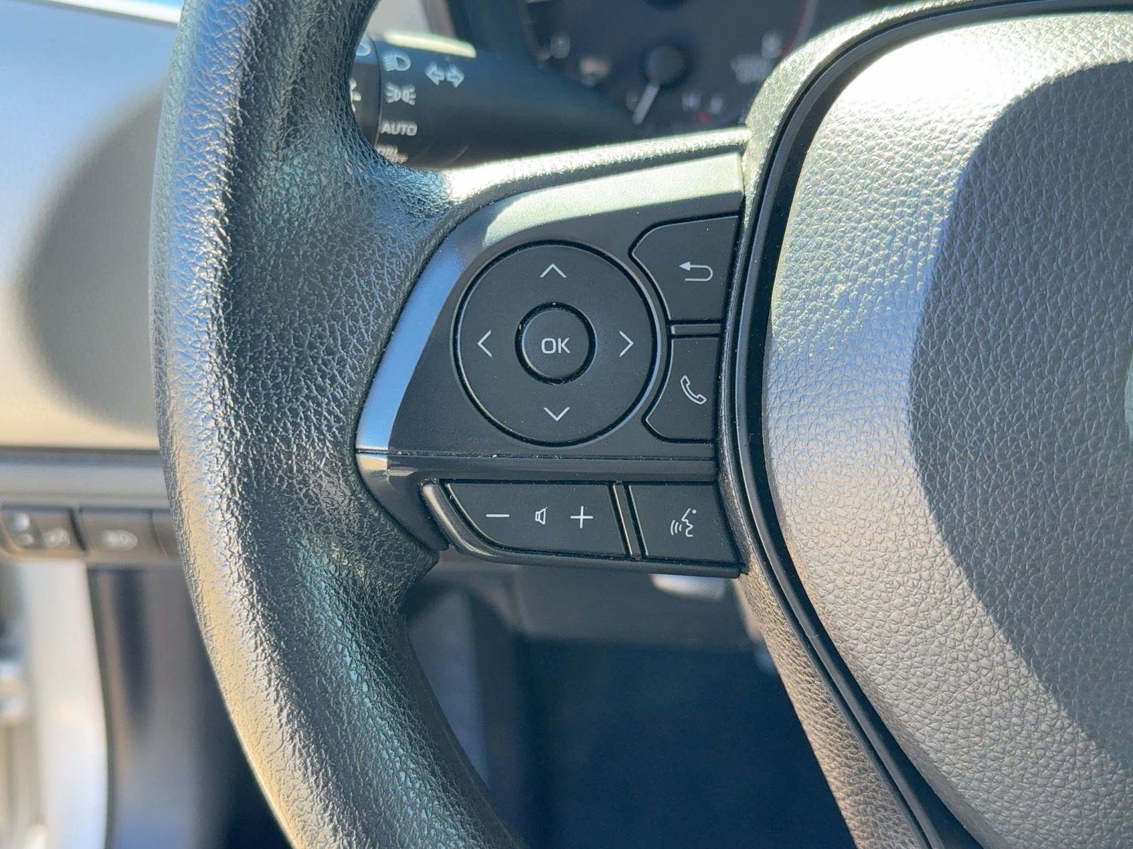 Used 2023 Toyota Corolla LE image 15