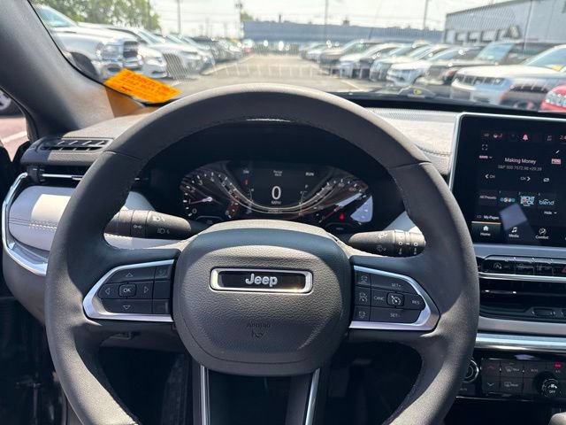 Certified 2023 Jeep Compass Limited AWD/4WD image 14