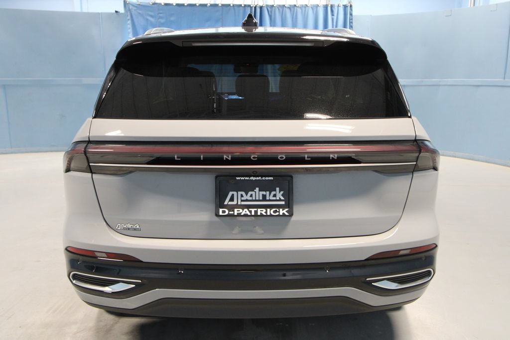 Used 2026 Lincoln Nautilus Reserve AWD/4WD image 39