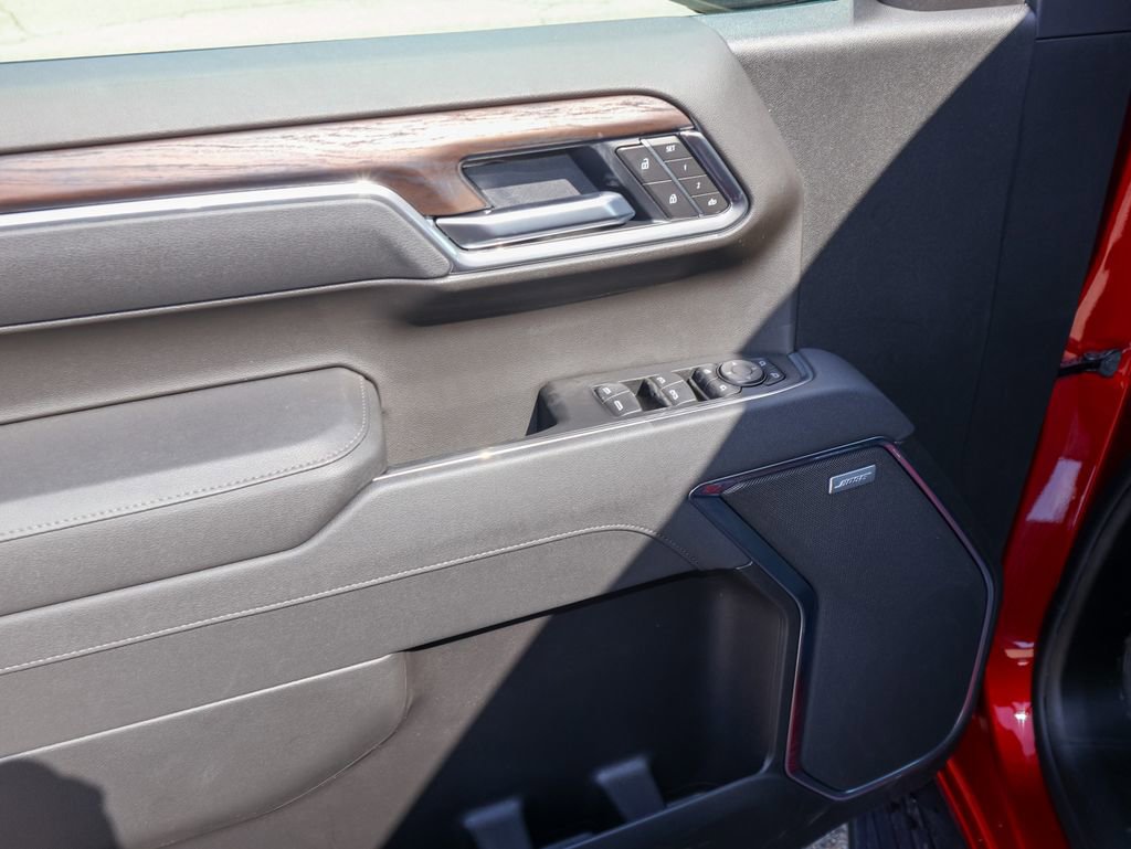 New 2026 GMC Sierra 1500 SLT w/ SLT Premium Plus Package image 9