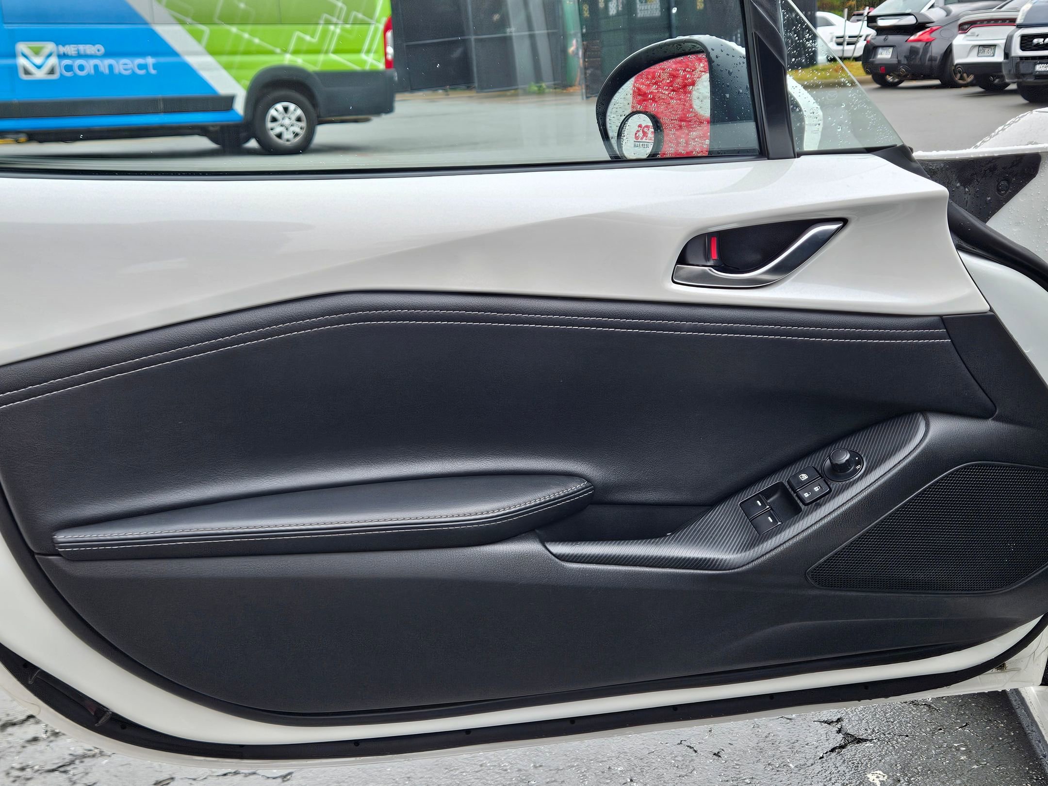 Used 2023 MAZDA MX-5 Miata Grand Touring image 18