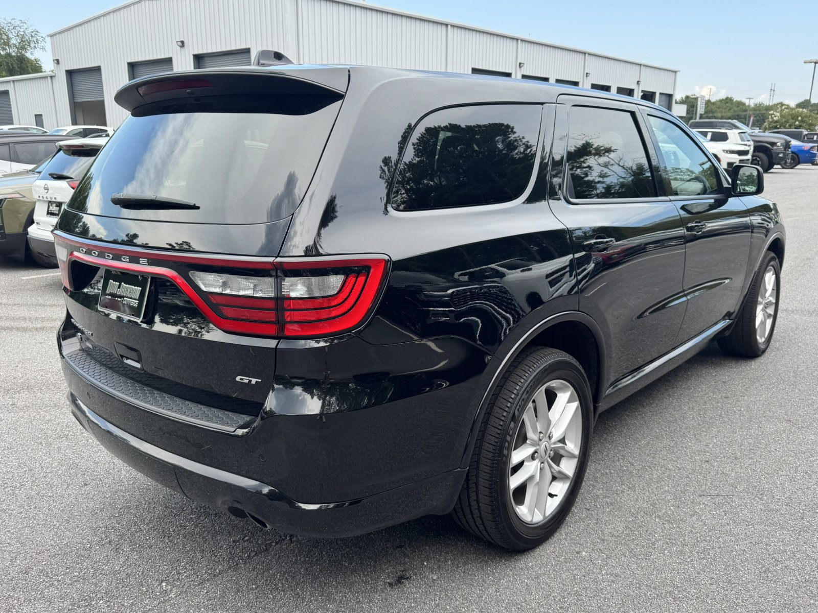 Used 2025 Dodge Durango GT AWD/4WD image 5