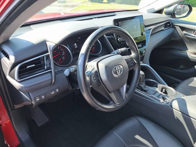 Used 2023 Toyota Camry XSE FWD image 13