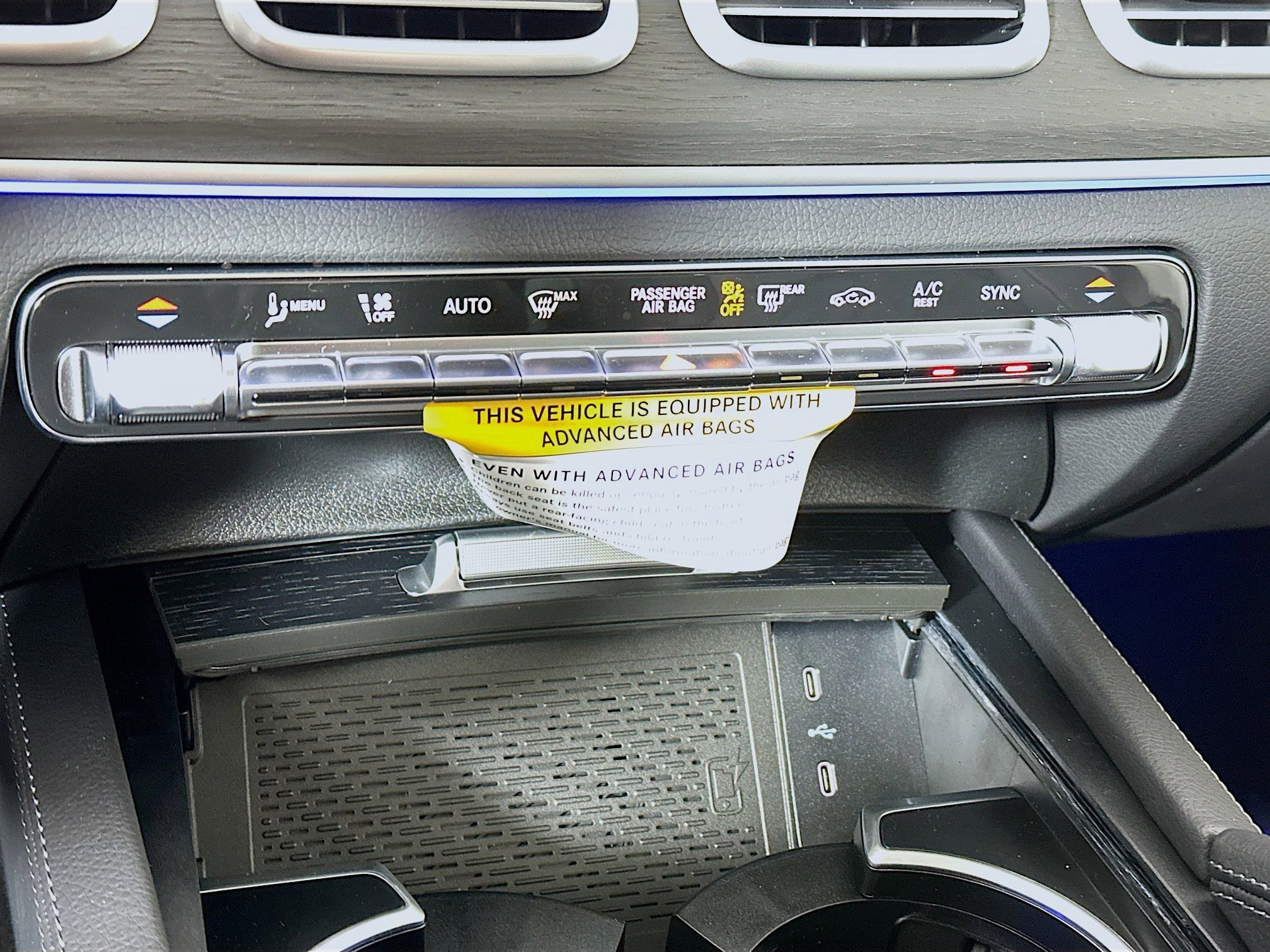 New 2026 Mercedes-Benz GLS 450 4MATIC image 16