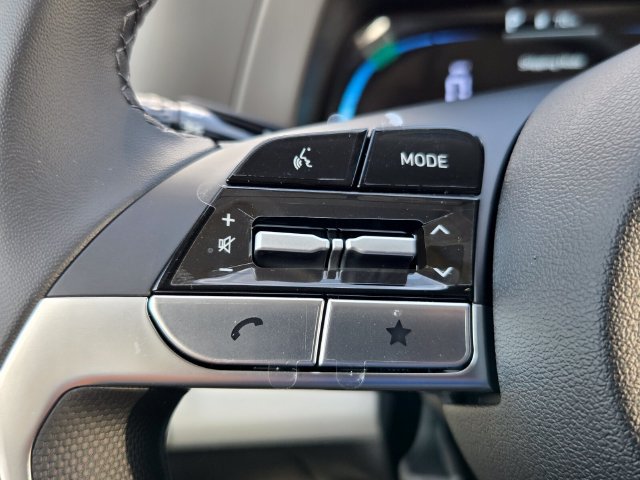 New 2026 Hyundai Elantra SEL Sport FWD image 13