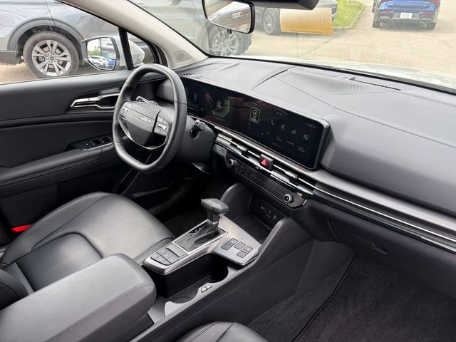 Certified 2026 Kia Sportage EX FWD image 19