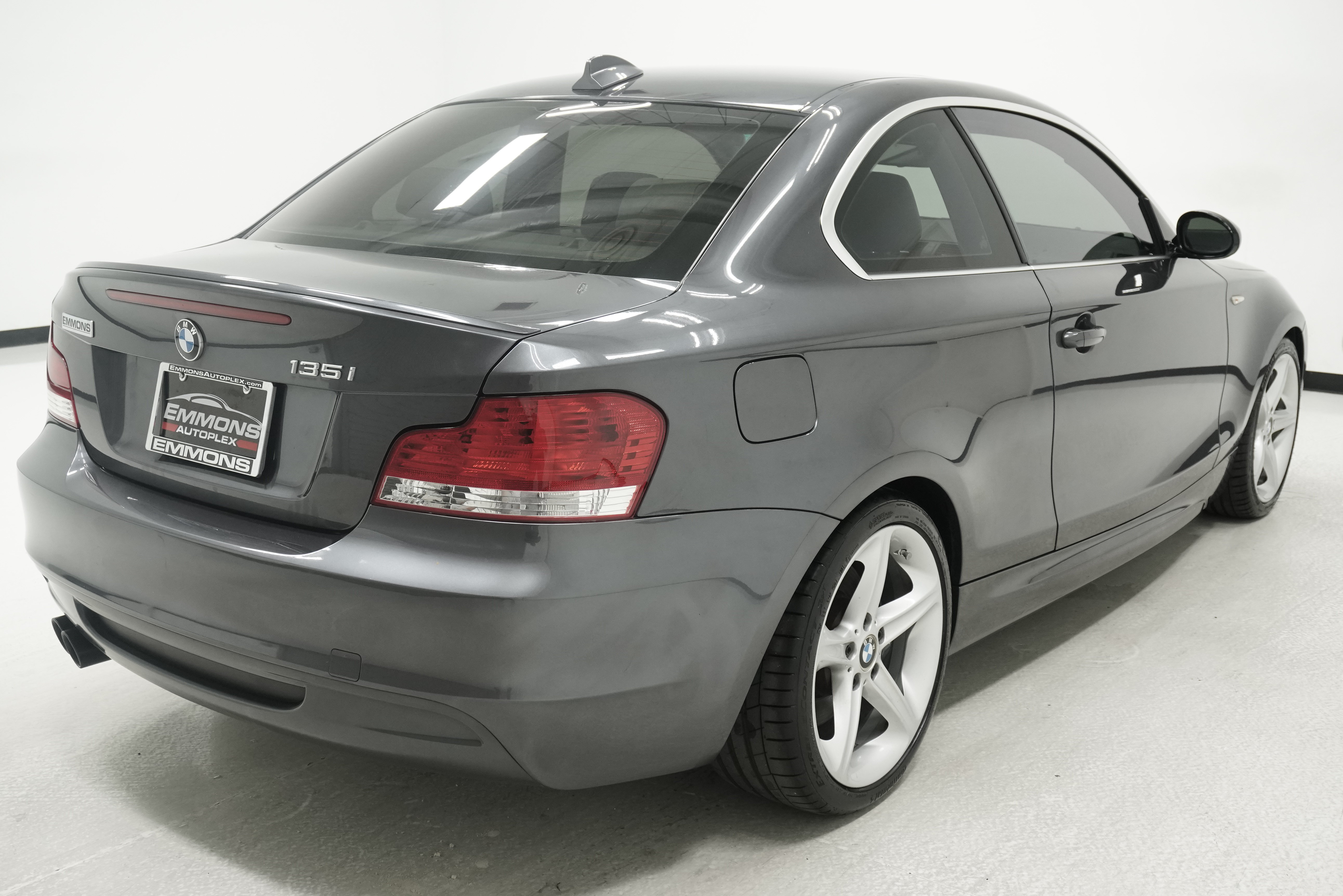 Used 2008 BMW 135i Coupe RWD image 4