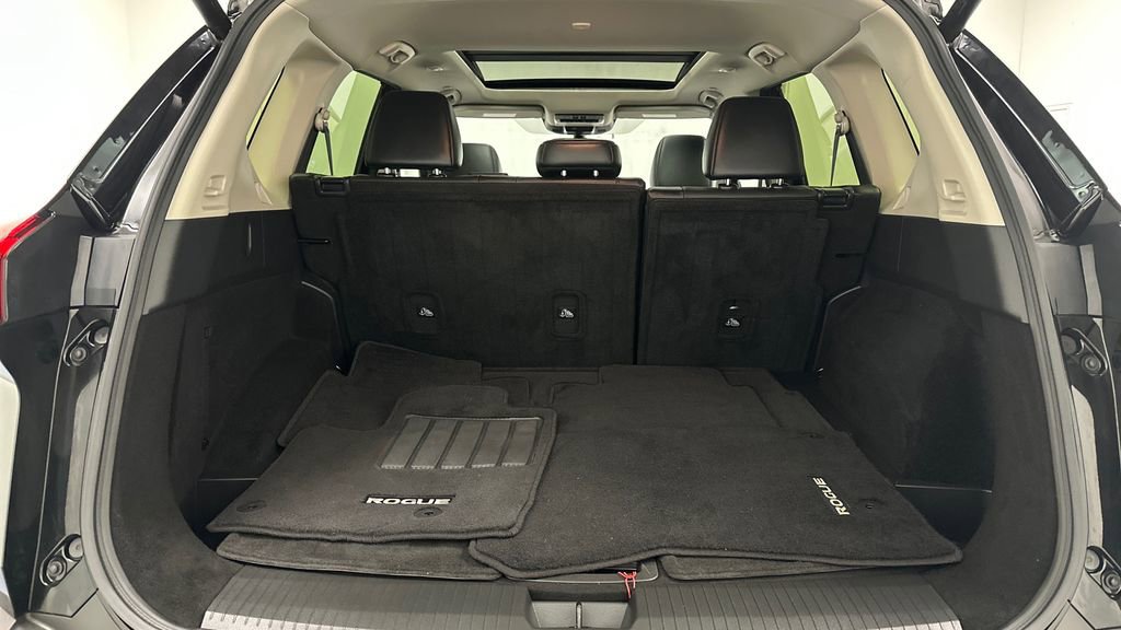 Certified 2023 Nissan Rogue SV w/ SV Premium B Package image 12