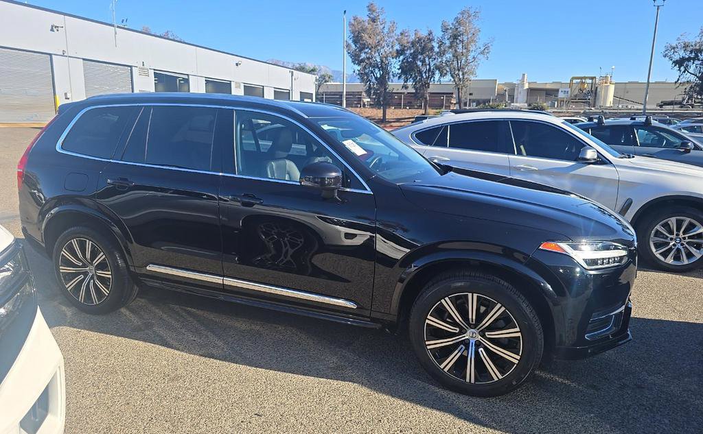 Used 2023 Volvo XC90 B6 Plus w/ Protection Package Premier AWD/4WD image 1