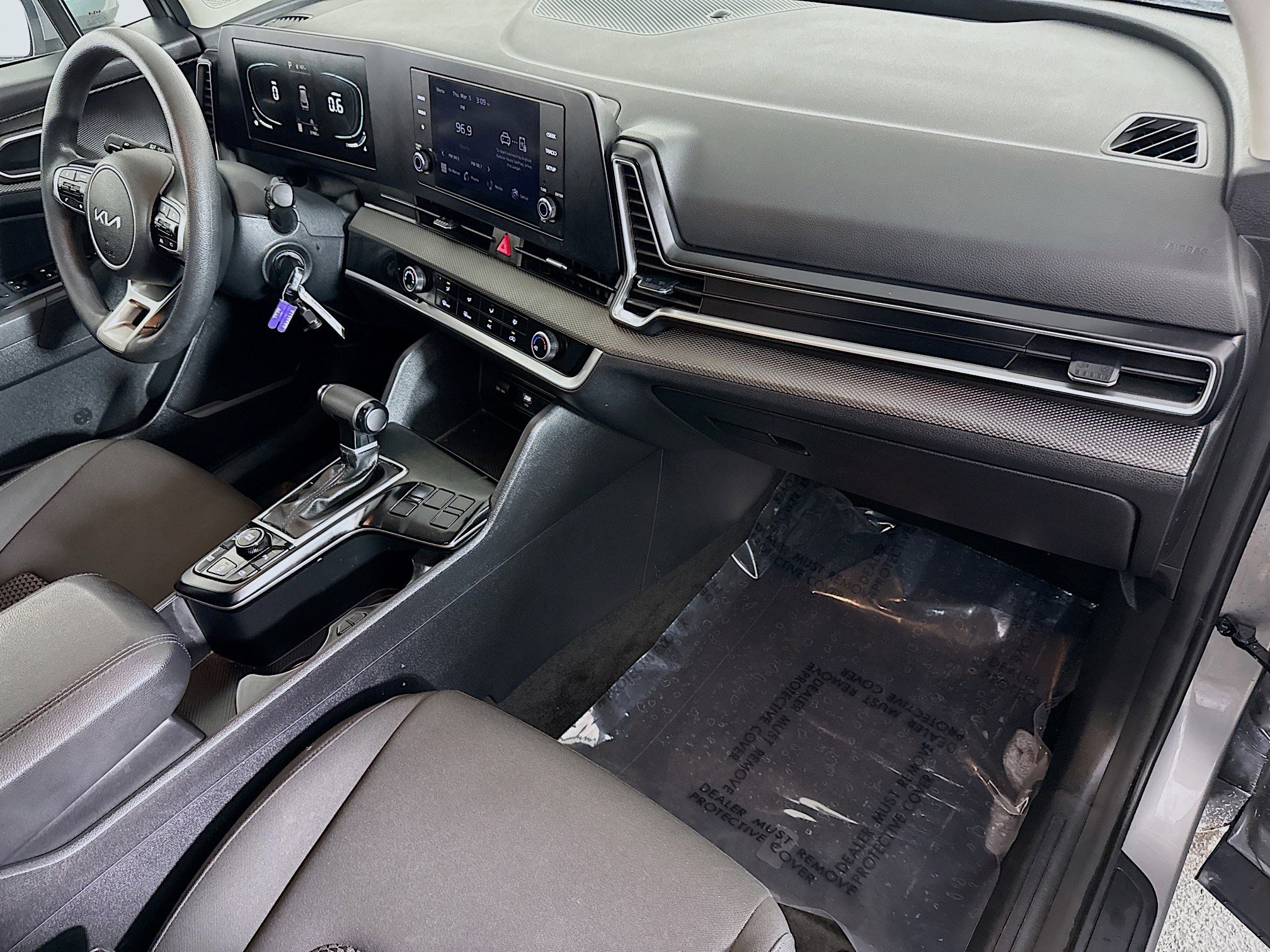 Used 2024 Kia Sportage LX image 29