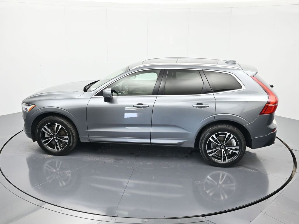 Used 2020 Volvo XC60 T6 Momentum AWD/4WD image 36