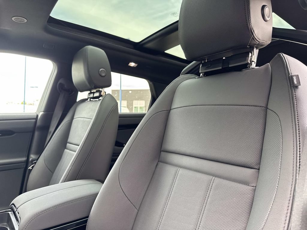 New 2026 Land Rover Range Rover Evoque S AWD/4WD image 20