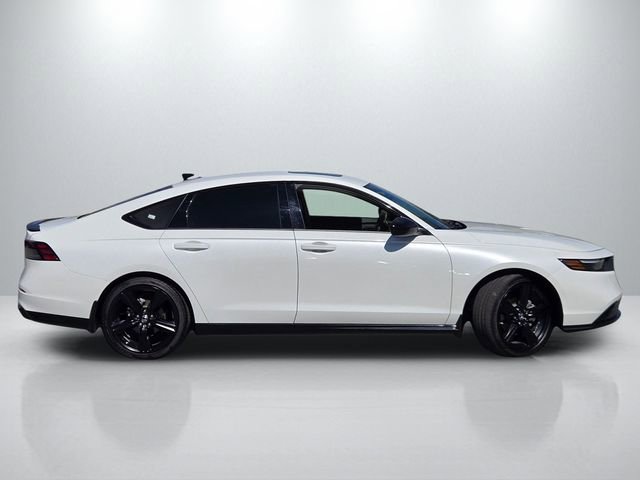 Used 2024 Honda Accord Sport image 3