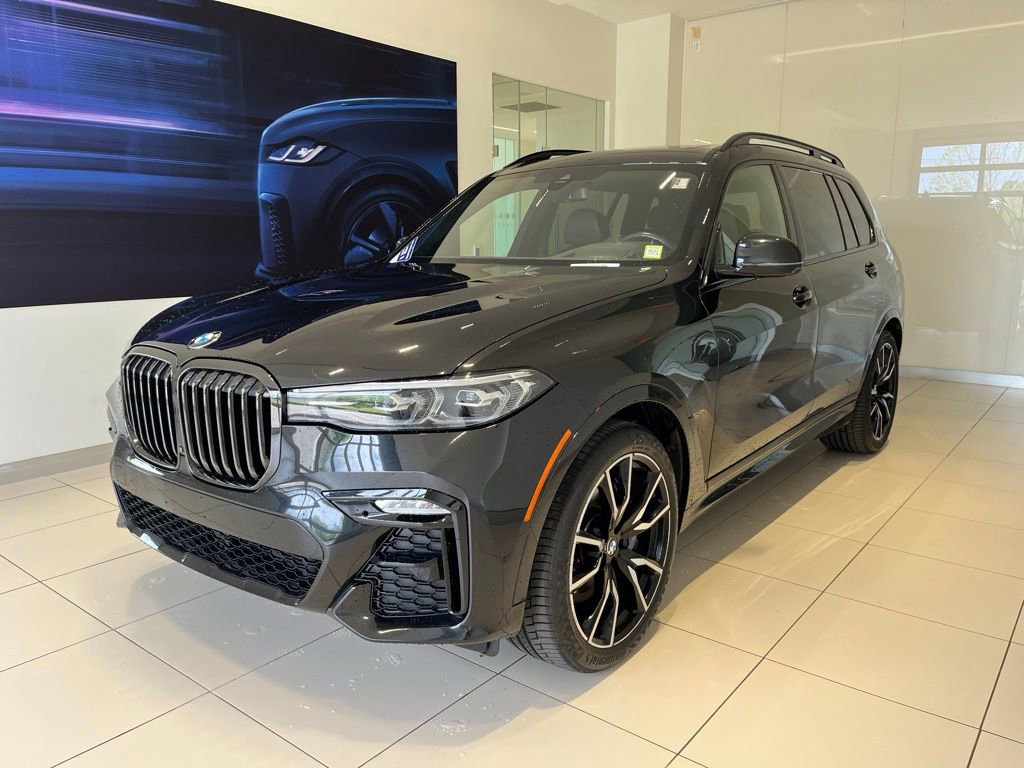 Used 2022 BMW X7 xDrive40i AWD/4WD video 1