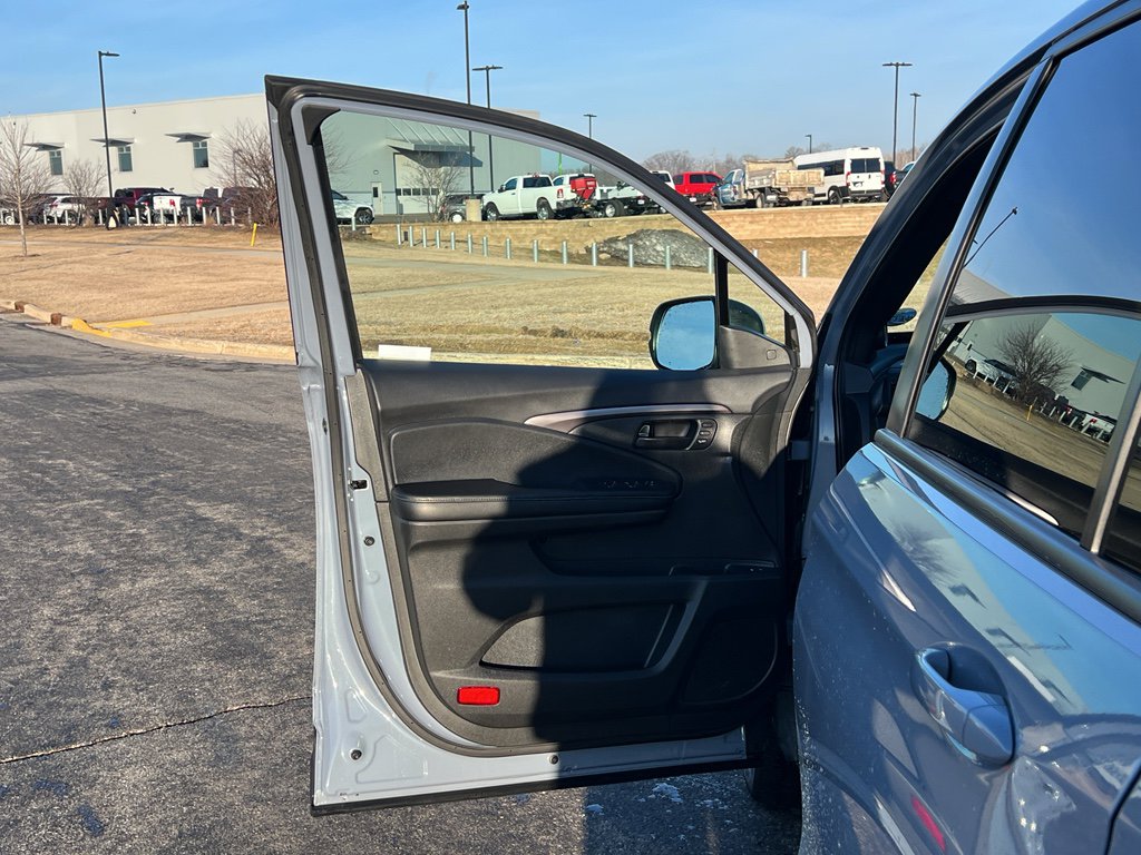 Used 2022 Honda Passport EX-L image 10