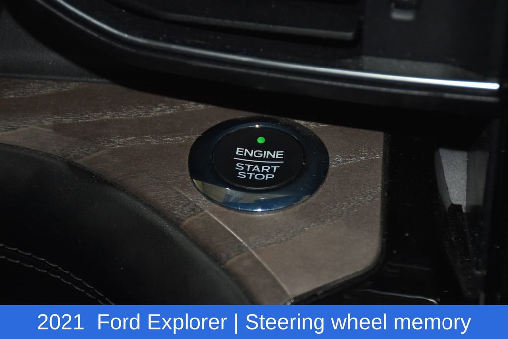 Used 2021 Ford Explorer Platinum w/ Equipment Group 601A AWD/4WD image 14