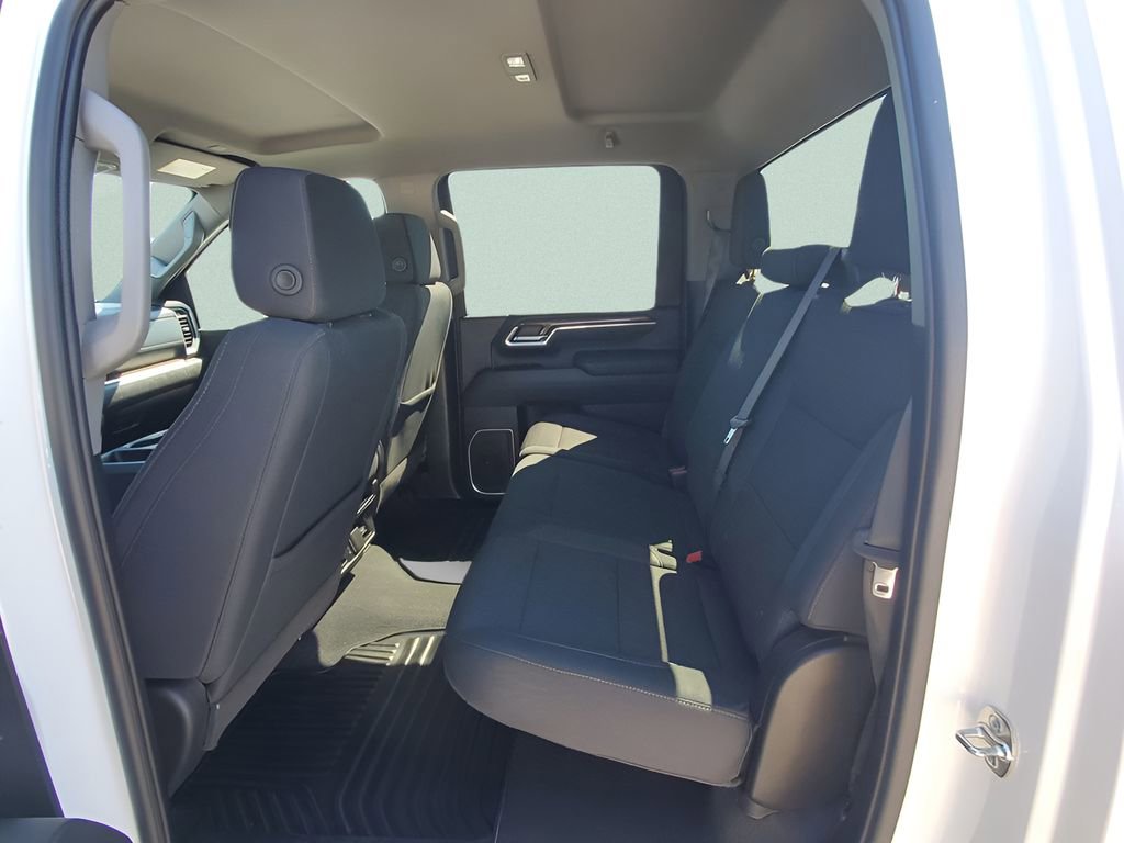 Used 2025 Chevrolet Silverado 2500 LT w/ Convenience Package image 23