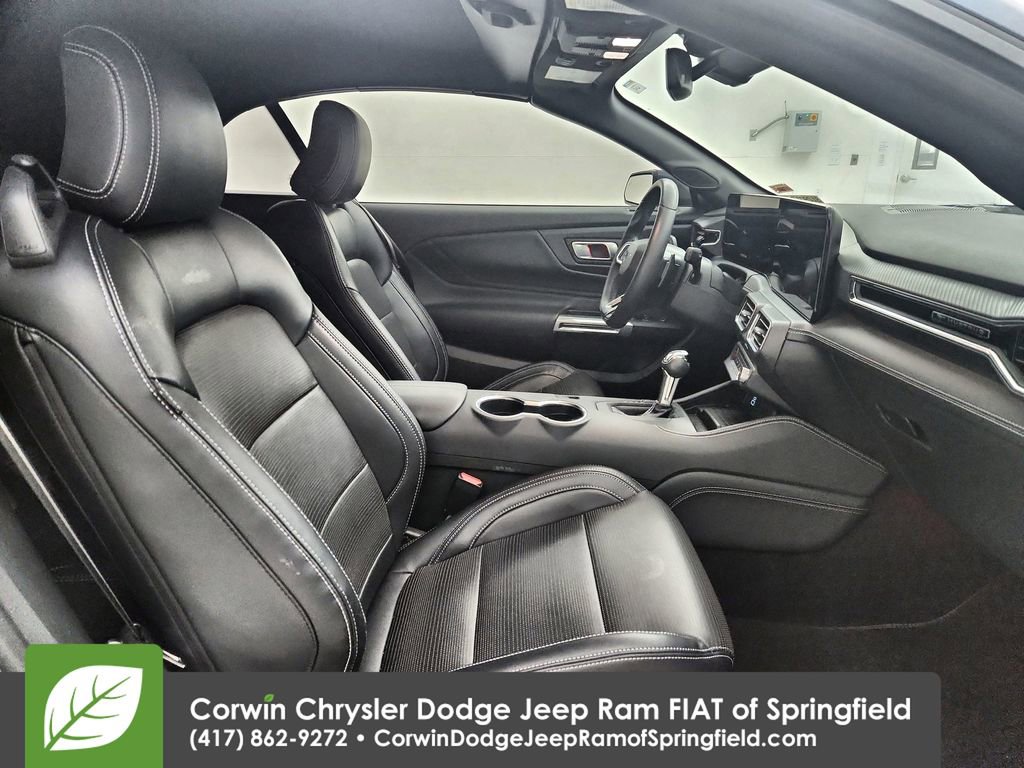 Used 2024 Ford Mustang GT Premium image 33
