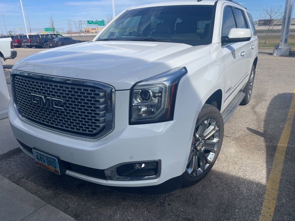 Used 2015 GMC Yukon Denali w/ Touring Package image 9