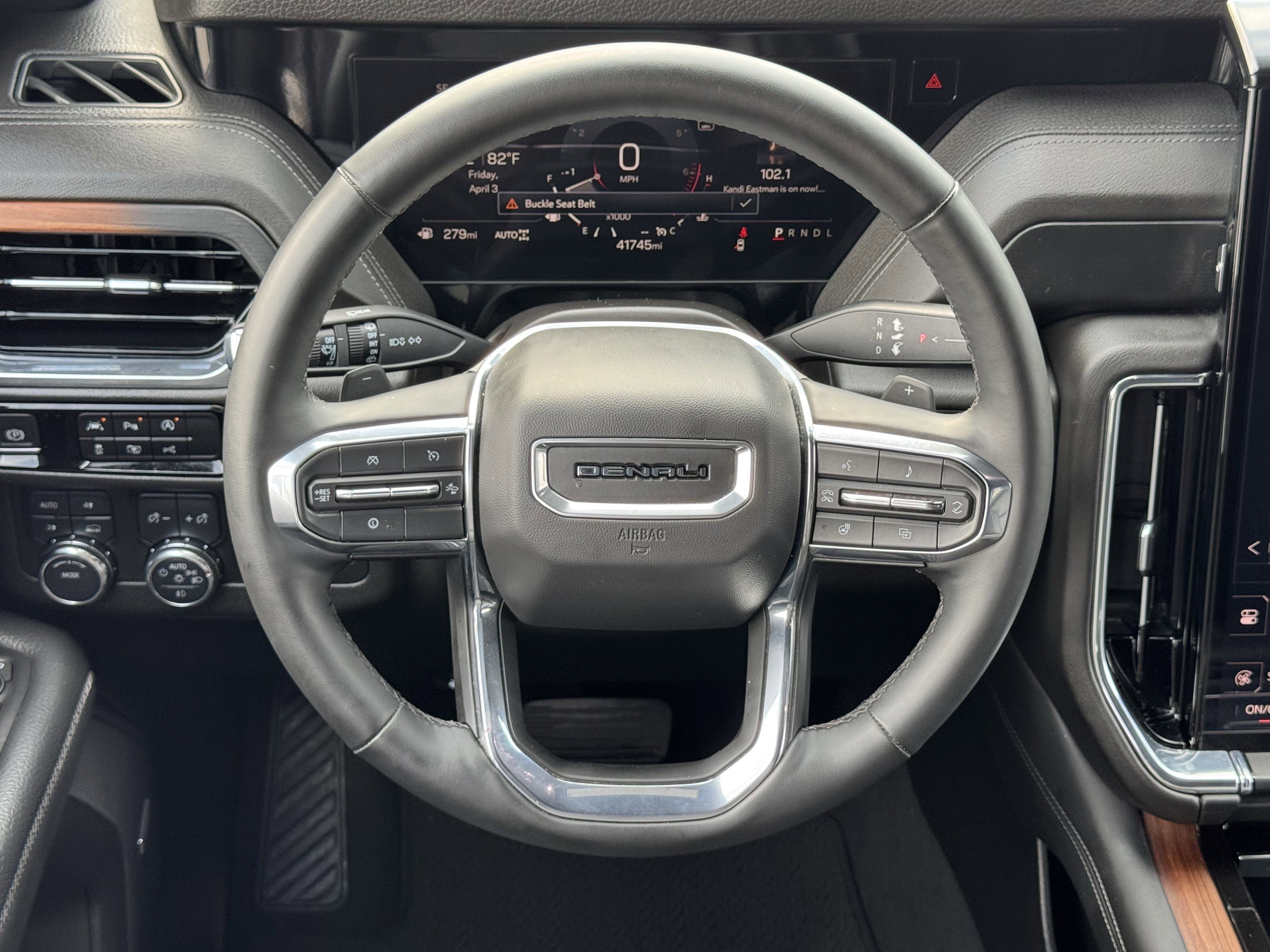 Used 2025 GMC Yukon Denali image 16