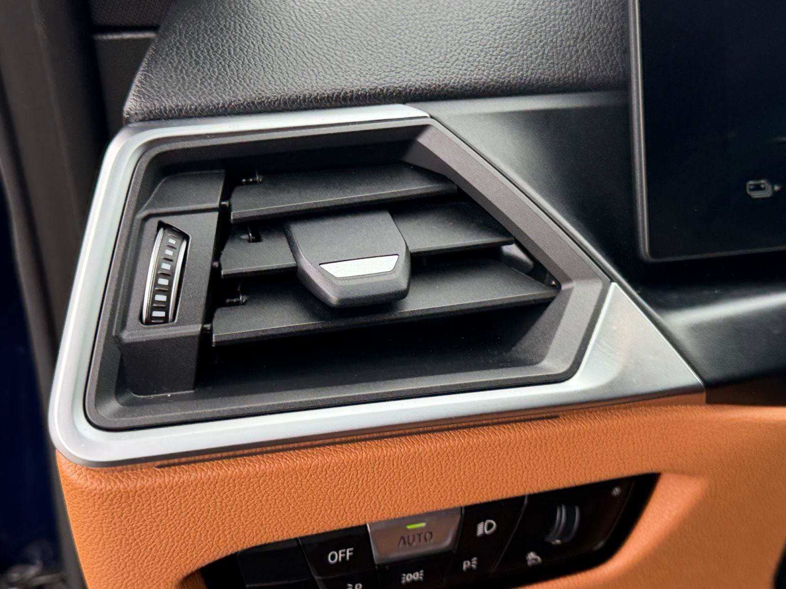 Used 2023 BMW i4 eDrive35 w/ Premium Package RWD image 33