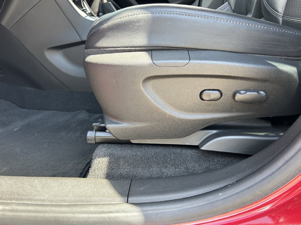 Used 2019 Buick Encore Preferred FWD image 21
