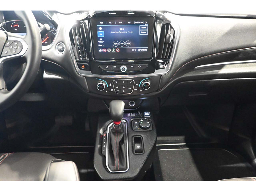 Used 2023 Chevrolet Traverse RS FWD image 23