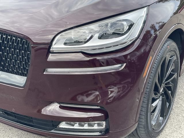 Certified 2024 Lincoln Aviator Black Label w/ Jet Package AWD/4WD image 9