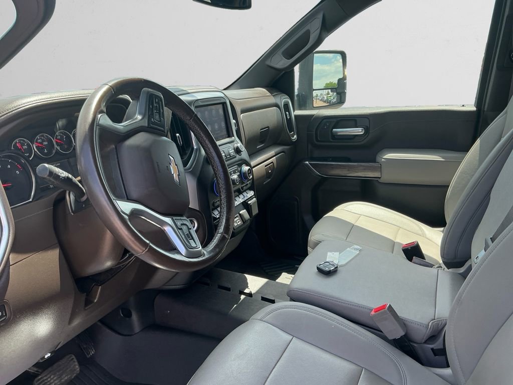 Used 2023 Chevrolet Silverado 2500 LTZ AWD/4WD image 9