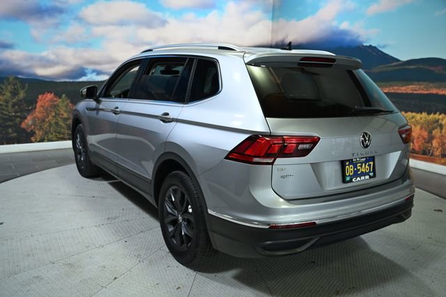 Used 2022 Volkswagen Tiguan SE image 11