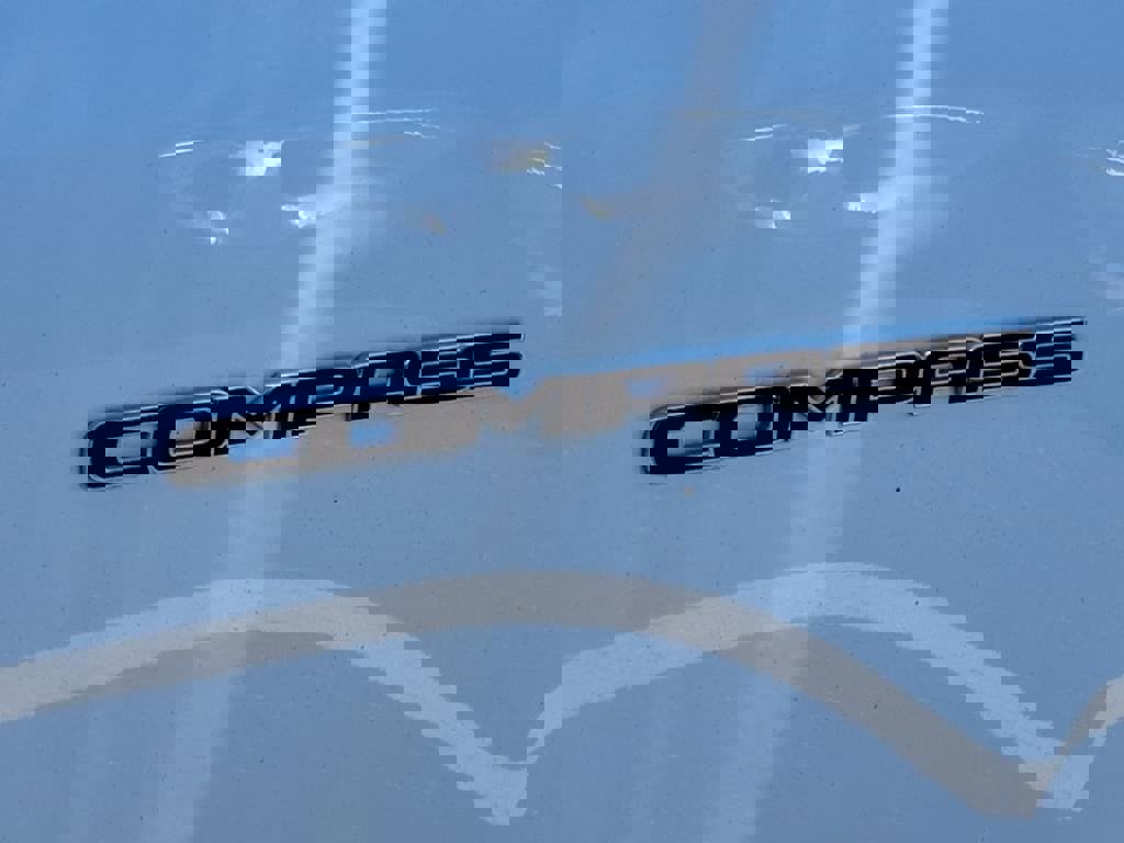 Used 2022 Jeep Compass Latitude w/ Convenience Group image 31