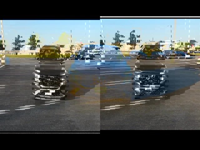 Used 2022 Hyundai Santa Fe SE w/ Cargo Package image 3