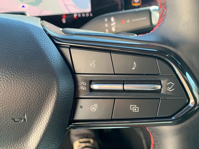 Used 2026 Chevrolet Traverse RS AWD/4WD image 33