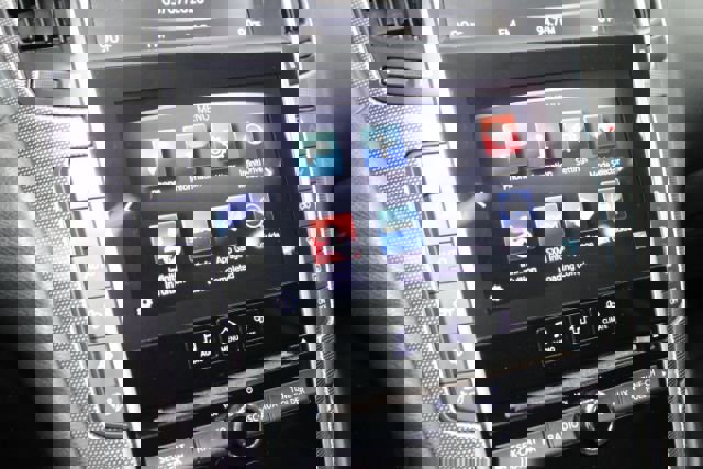 Used 2016 INFINITI Q50 3.0t Premium w/ Cargo Package image 17