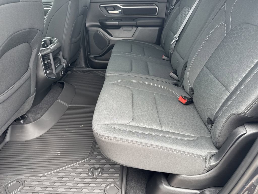 New 2026 RAM 1500 4x4 Crew Cab image 24