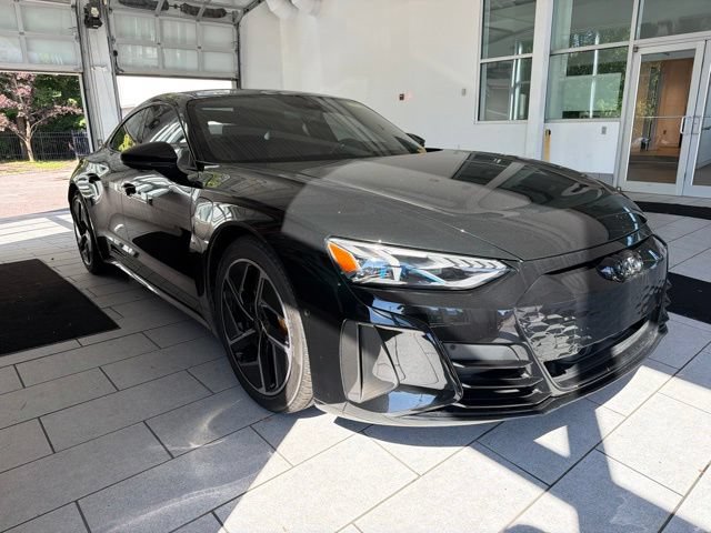 Used 2024 Audi RS e-tron GT w/ Carbon Performance Package AWD/4WD image 6