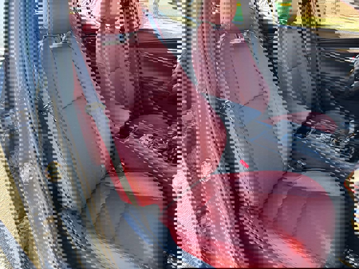 Used 2023 MAZDA MAZDA3 s image 21