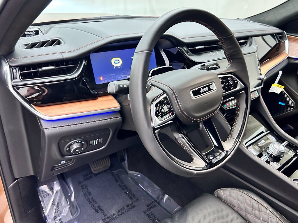 New 2027 Jeep Grand Cherokee Summit AWD/4WD image 11